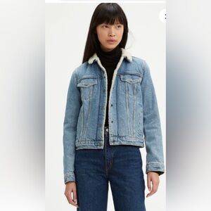 Levi’s lines jeans jacket